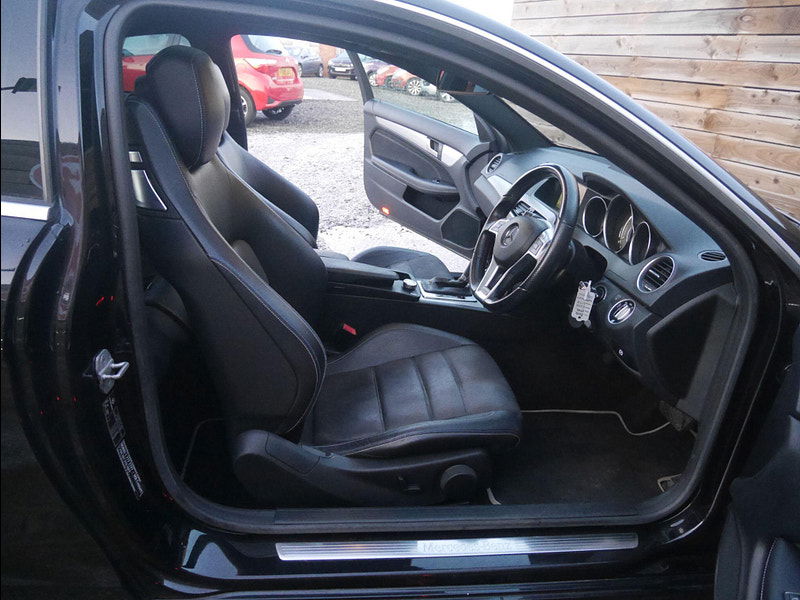 Mercedes-Benz C Class 2.1 C220 CDI AMG Sport Edition Coupe 2dr Diesel G-Tronic+ Euro 5 (s/s) (170 ps) 2dr Automatic 2026