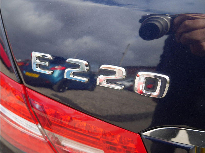 Mercedes-Benz E Class 2.1 E220 CDI BlueEfficiency Sport Cabriolet 2dr Diesel G-Tronic+ Euro 5 (s/s) (170 ps) 2dr Automatic 2026