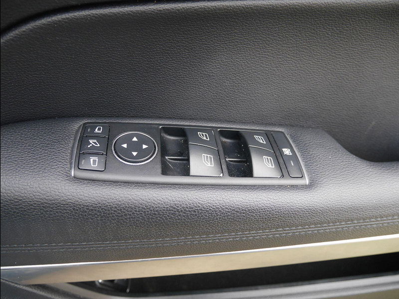 Mercedes-Benz E Class 2.1 E220 CDI BlueEfficiency Sport Cabriolet 2dr Diesel G-Tronic+ Euro 5 (s/s) (170 ps) 2dr Automatic 2026