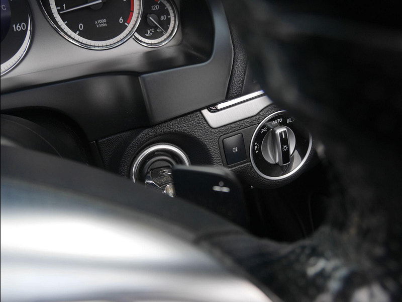 Mercedes-Benz E Class 2.1 E220 CDI BlueEfficiency Sport Cabriolet 2dr Diesel G-Tronic+ Euro 5 (s/s) (170 ps) 2dr Automatic 2026