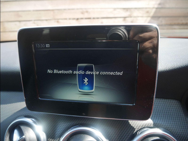 Mercedes-Benz GLA 1.6 GLA200 SE Euro 6 (s/s) 5dr 5dr Manual 2025