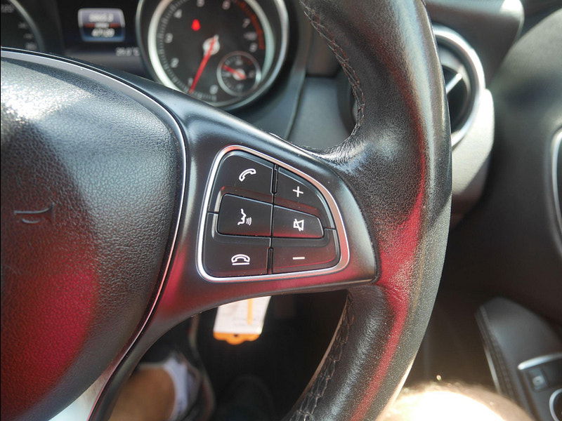 Mercedes-Benz GLA 1.6 GLA200 SE Euro 6 (s/s) 5dr 5dr Manual 2025