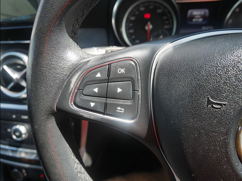 Mercedes-Benz GLA 1.6 GLA200 SE Euro 6 (s/s) 5dr 5dr Manual 2025