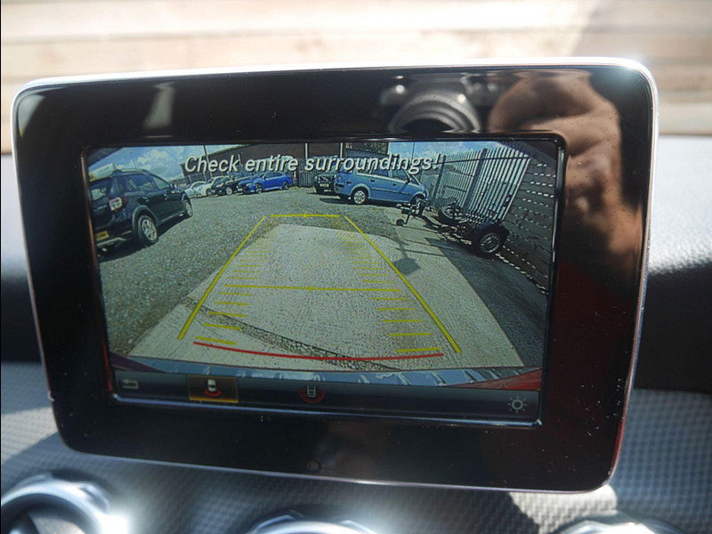 Mercedes-Benz GLA 1.6 GLA200 SE Euro 6 (s/s) 5dr 5dr Manual 2025