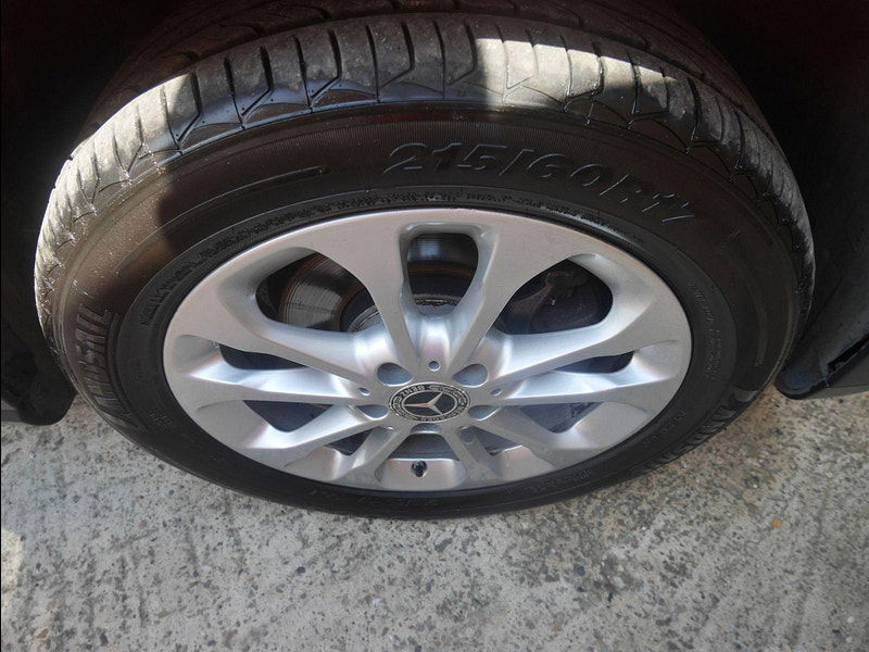 Mercedes-Benz GLA 1.6 GLA200 SE Euro 6 (s/s) 5dr 5dr Manual 2025