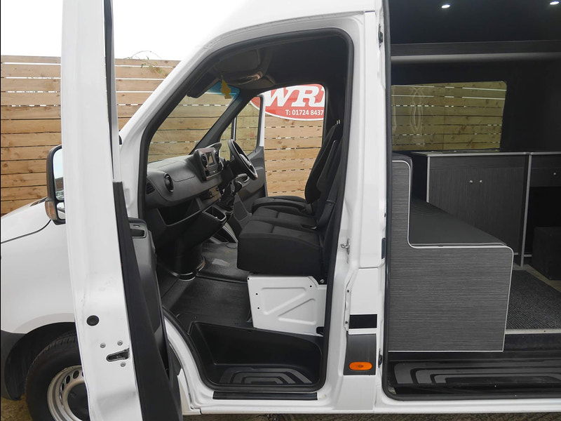 Mercedes-Benz Sprinter  0dr Manual 2024