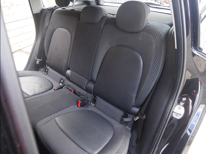 MINI Countryman 1.5 Cooper Euro 6 (s/s) 5dr 5dr Manual 2025