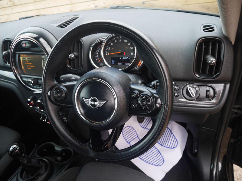 MINI Countryman 1.5 Cooper Euro 6 (s/s) 5dr 5dr Manual 2025