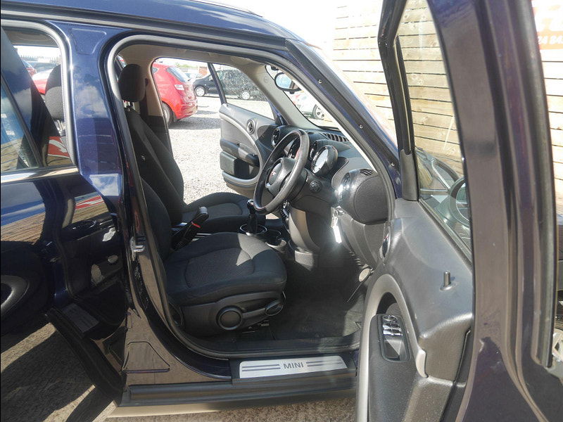 MINI Countryman 1.6 One D Euro 5 (s/s) 5dr 5dr Manual 2025