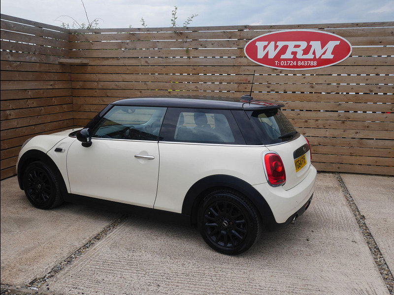 MINI Hatch 1.5 Cooper D Euro 6 (s/s) 3dr 3dr Manual 2025