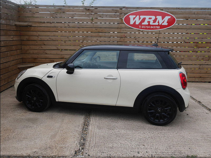 MINI Hatch 1.5 Cooper D Euro 6 (s/s) 3dr 3dr Manual 2025