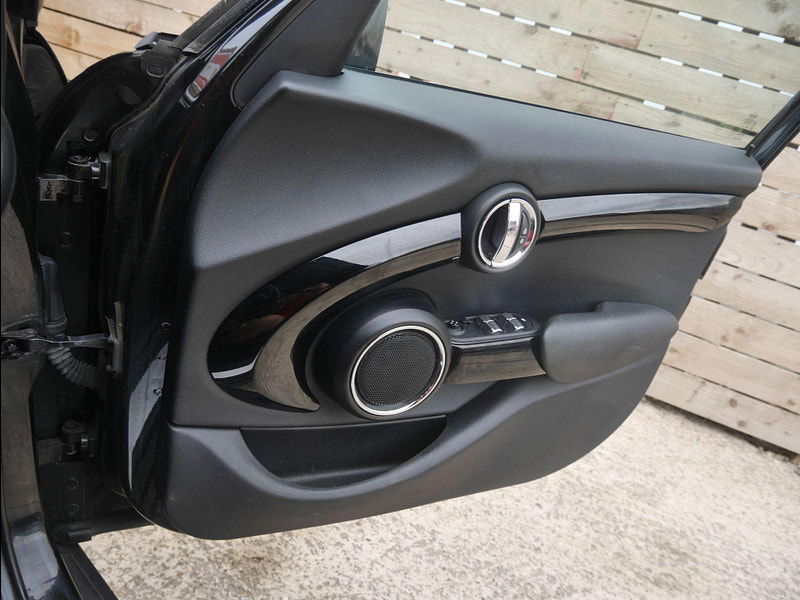 MINI Hatch 1.5 Cooper D Euro 6 (s/s) 5dr 5dr Manual 2025
