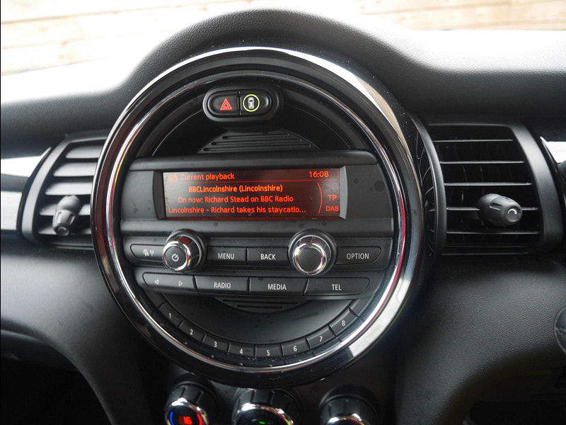 MINI Hatch 1.5 Cooper D Euro 6 (s/s) 5dr 5dr Manual 2025