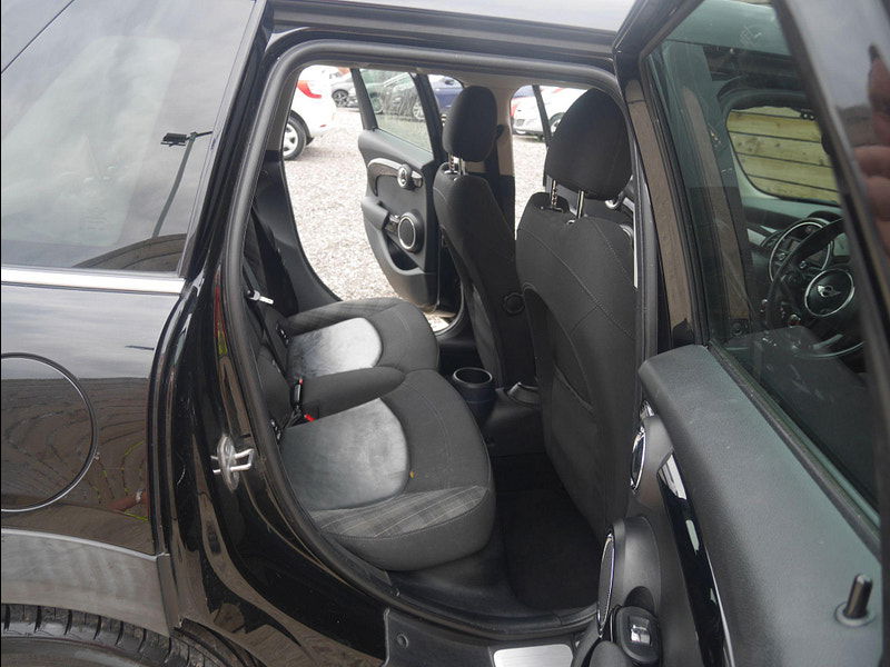 MINI Hatch 1.5 Cooper D Euro 6 (s/s) 5dr 5dr Manual 2025