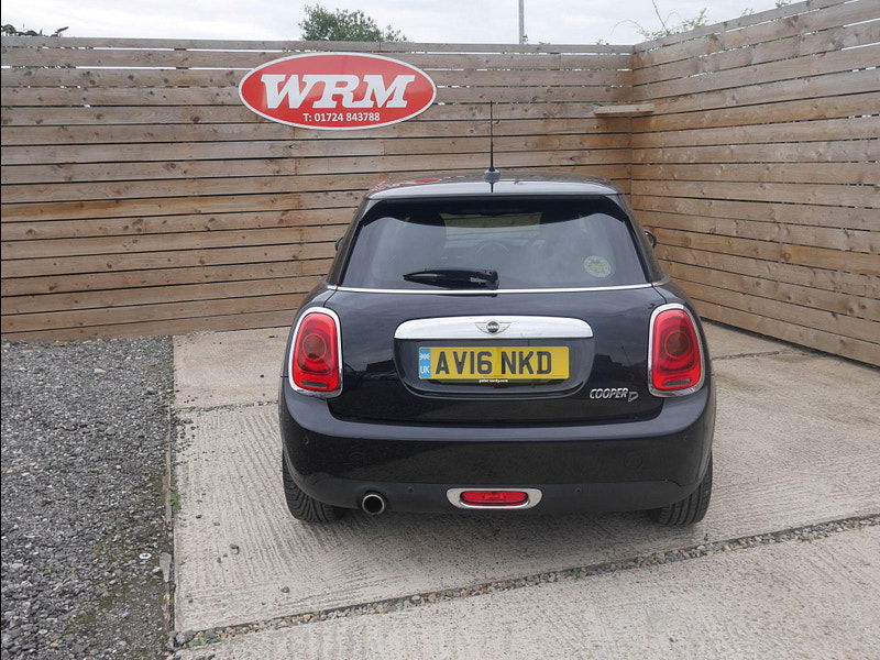 MINI Hatch 1.5 Cooper D Euro 6 (s/s) 5dr 5dr Manual 2025