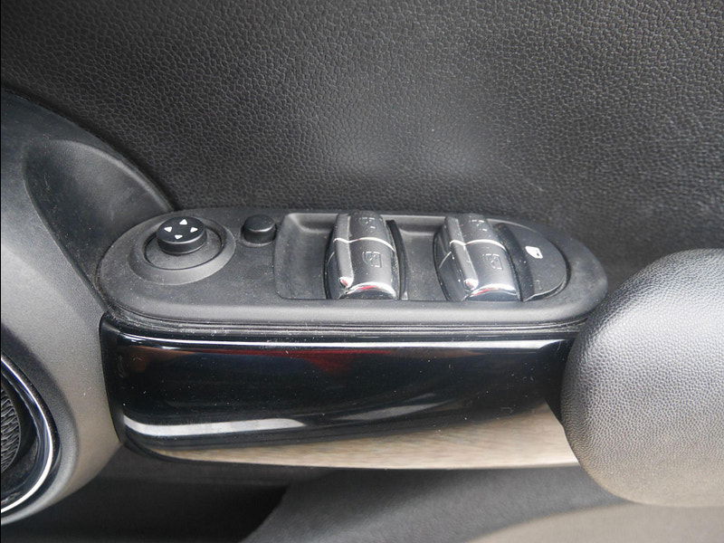 MINI Hatch 1.5 Cooper D Euro 6 (s/s) 5dr 5dr Manual 2025