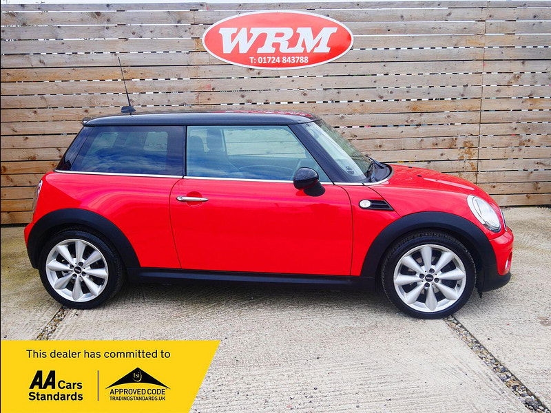 MINI Hatch 1.6 Cooper D Hatchback 3dr Diesel Manual Euro 5 (s/s) (112 ps) 3dr Manual 2025