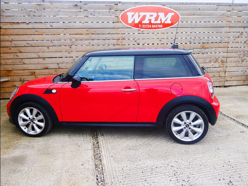 MINI Hatch 1.6 Cooper D Hatchback 3dr Diesel Manual Euro 5 (s/s) (112 ps) 3dr Manual 2025