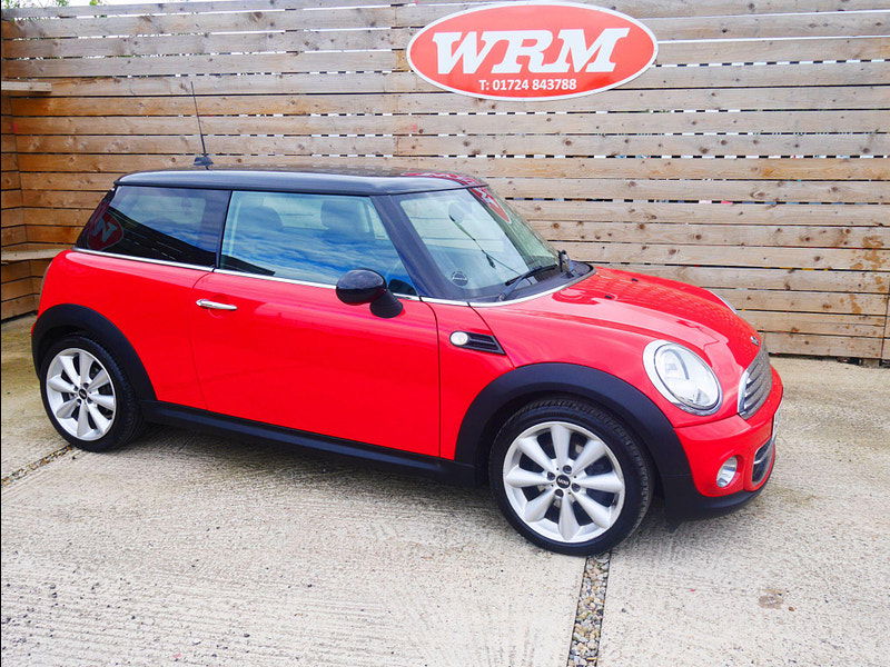 MINI Hatch 1.6 Cooper D Hatchback 3dr Diesel Manual Euro 5 (s/s) (112 ps) 3dr Manual 2025