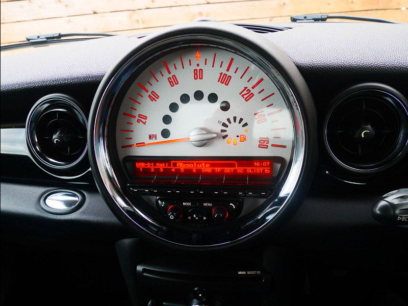 MINI Hatch 1.6 Cooper D Hatchback 3dr Diesel Manual Euro 5 (s/s) (112 ps) 3dr Manual 2025