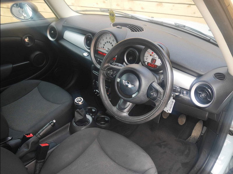 MINI Hatch 1.6 One D Euro 5 (s/s) 3dr 3dr Manual 2024