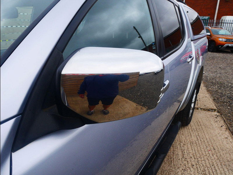 Mitsubishi L200 2.5 DI-D Barbarian 4WD Euro 5 4dr (LB) 4dr Manual 2025