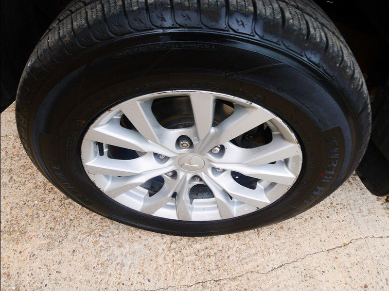 Mitsubishi L200 2.5 DI-D Barbarian 4WD Euro 5 4dr (LB) 4dr Manual 2025