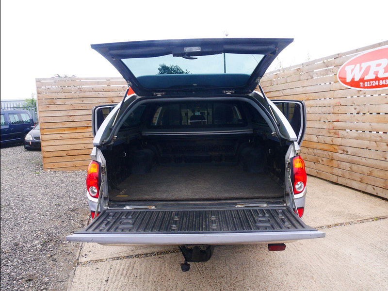 Mitsubishi L200 2.5 DI-D Barbarian 4WD Euro 5 4dr (LB) 4dr Manual 2025