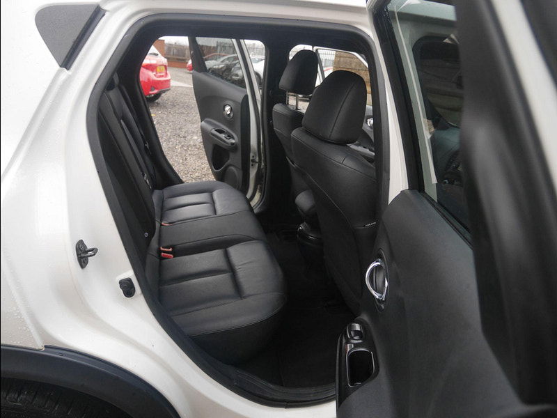 Nissan Juke 1.2 DIG-T Tekna SUV 5dr Petrol Manual Euro 6 (s/s) (115 ps) 5dr Manual 2026
