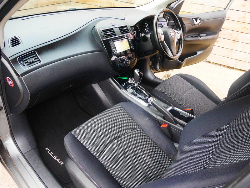 Nissan Pulsar 1.2 DIG-T n-tec Hatchback 5dr Petrol XTRON Euro 6 (s/s) (115 ps) 5dr Automatic 2025