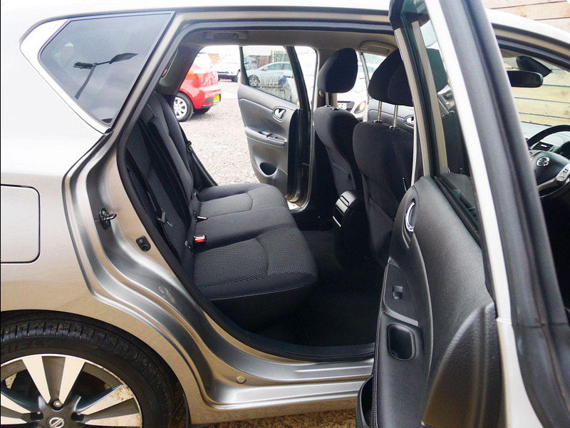 Nissan Pulsar 1.2 DIG-T n-tec Hatchback 5dr Petrol XTRON Euro 6 (s/s) (115 ps) 5dr Automatic 2025