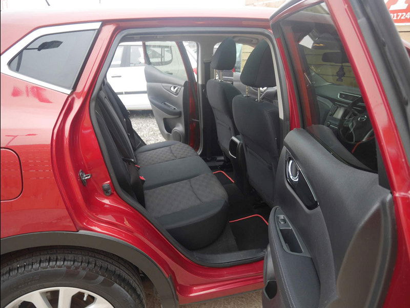 Nissan Qashqai 1.5 dCi Acenta Premium 2WD Euro 5 (s/s) 5dr 5dr Manual 2025