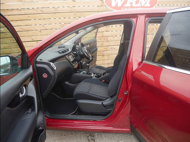 Nissan Qashqai 1.5 dCi Acenta Premium 2WD Euro 5 (s/s) 5dr 5dr Manual 2025