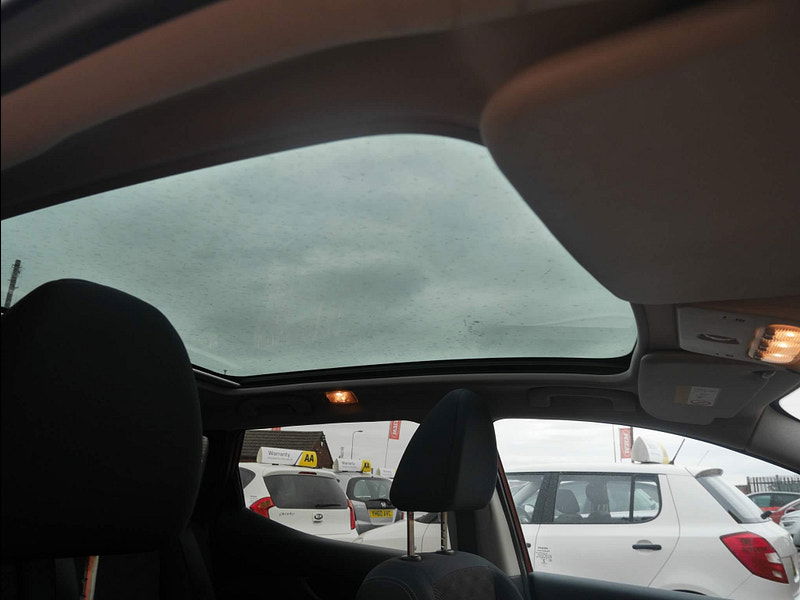 Nissan Qashqai 1.5 dCi Acenta Premium 2WD Euro 5 (s/s) 5dr 5dr Manual 2025