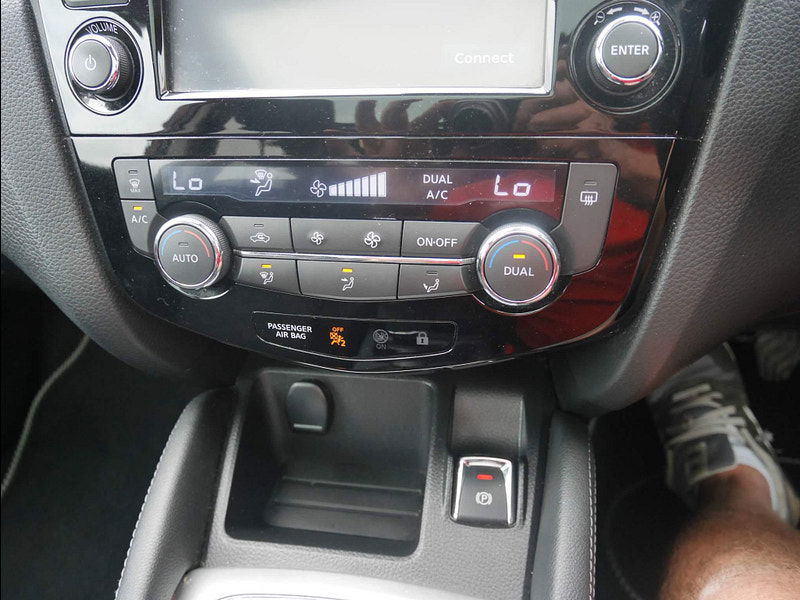 Nissan Qashqai 1.5 dCi Acenta Premium 2WD Euro 5 (s/s) 5dr 5dr Manual 2025