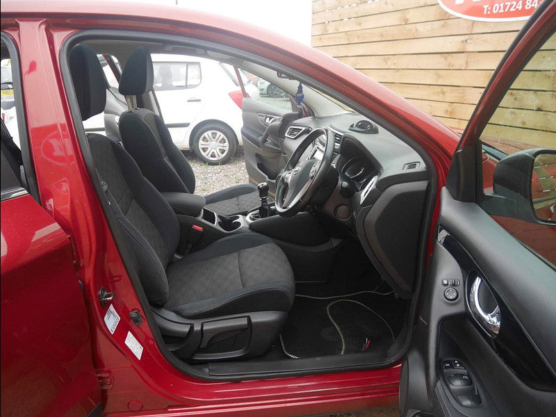 Nissan Qashqai 1.5 dCi Acenta Premium 2WD Euro 5 (s/s) 5dr 5dr Manual 2025