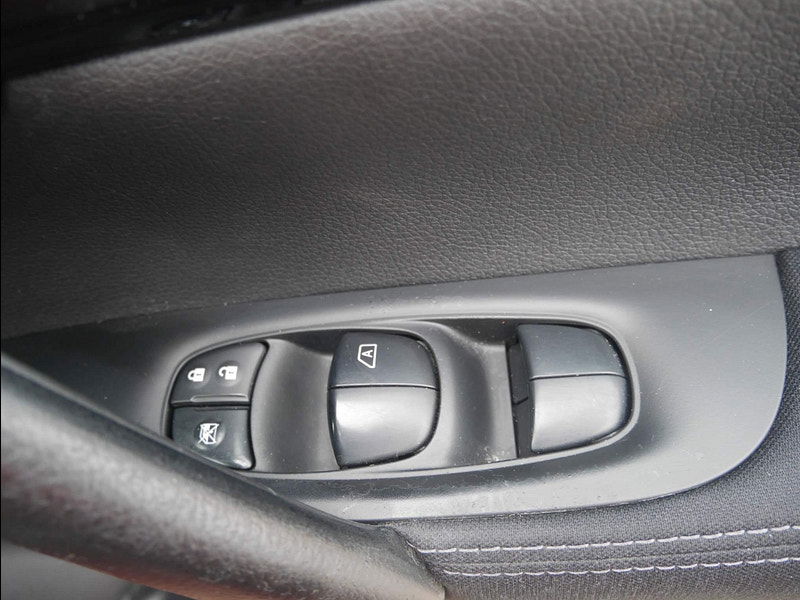 Nissan Qashqai 1.5 dCi Acenta Premium 2WD Euro 5 (s/s) 5dr 5dr Manual 2025