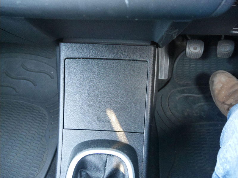 Nissan Tiida  5dr Manual 2025