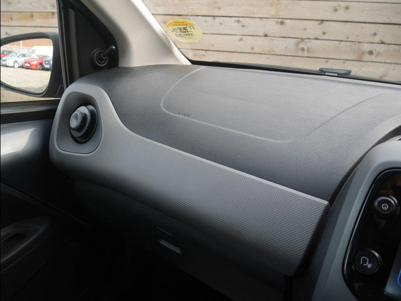 Peugeot 108 1.0 Active Hatchback 3dr Petrol Manual Euro 6 (s/s) (72 ps) 3dr Manual 2026