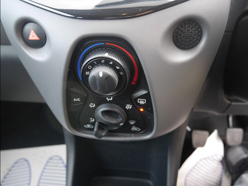 Peugeot 108 1.0 Active Hatchback 3dr Petrol Manual Euro 6 (s/s) (72 ps) 3dr Manual 2026