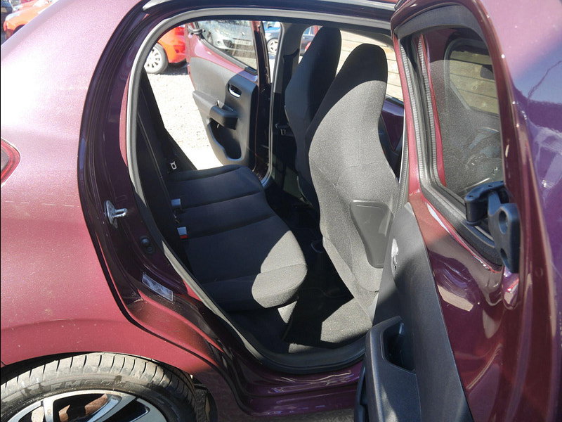 Peugeot 108 1.2 VTi PureTech Allure Hatchback 5dr Petrol Manual Euro 5 (82 ps) 5dr Manual 2026