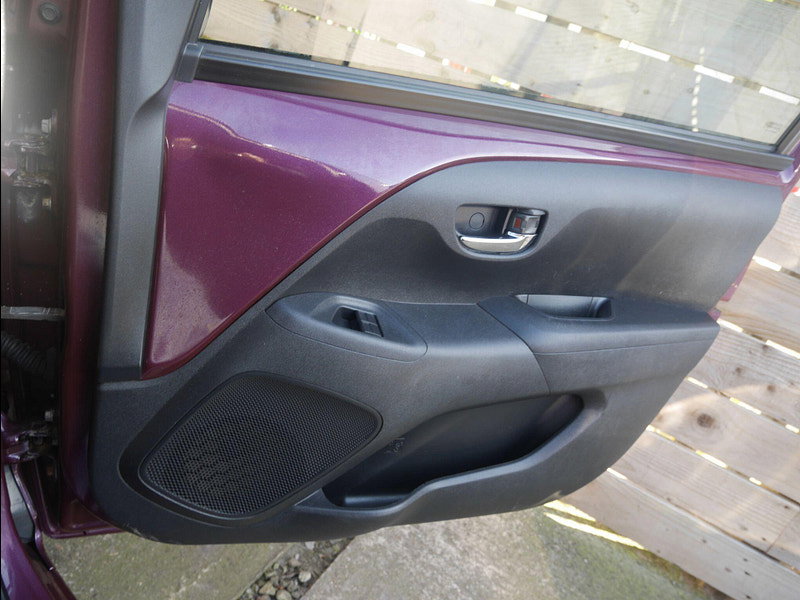 Peugeot 108 1.2 VTi PureTech Allure Hatchback 5dr Petrol Manual Euro 5 (82 ps) 5dr Manual 2026