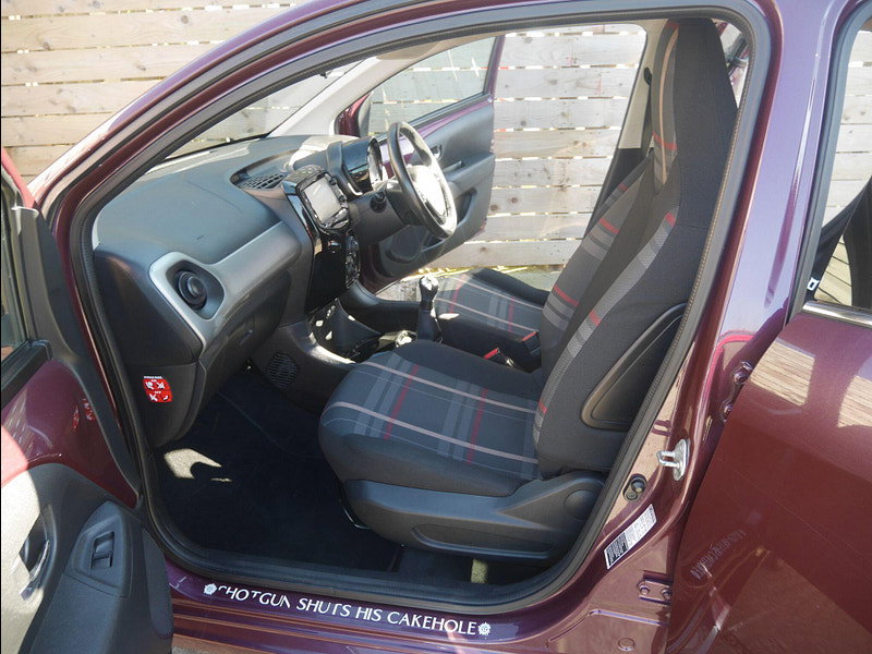 Peugeot 108 1.2 VTi PureTech Allure Hatchback 5dr Petrol Manual Euro 5 (82 ps) 5dr Manual 2026