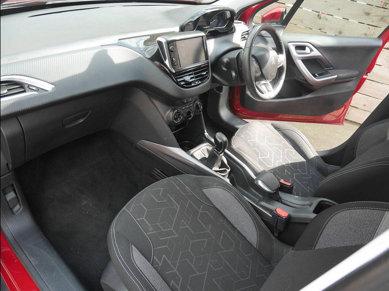 Peugeot 2008 1.2 PureTech Active SUV 5dr Petrol Manual Euro 6 (s/s) (82 ps) 5dr Manual 2026