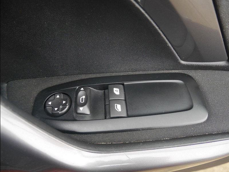 Peugeot 2008 1.2 PureTech Active SUV 5dr Petrol Manual Euro 6 (s/s) (82 ps) 5dr Manual 2025