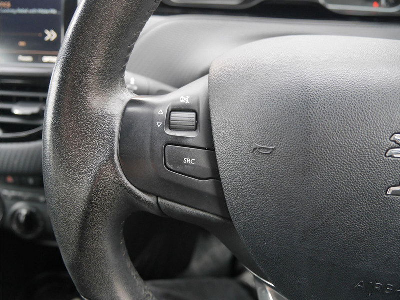 Peugeot 2008 1.2 PureTech Active SUV 5dr Petrol Manual Euro 6 (s/s) (82 ps) 5dr Manual 2025