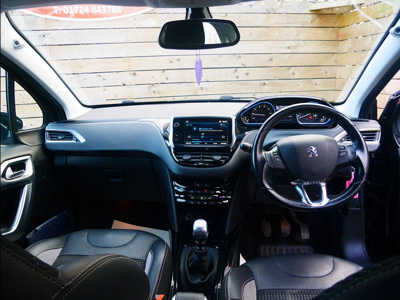 Peugeot 2008 1.2 PureTech GPF Allure SUV 5dr Petrol Manual Euro 6 (s/s) (130 ps) 5dr Manual 2026