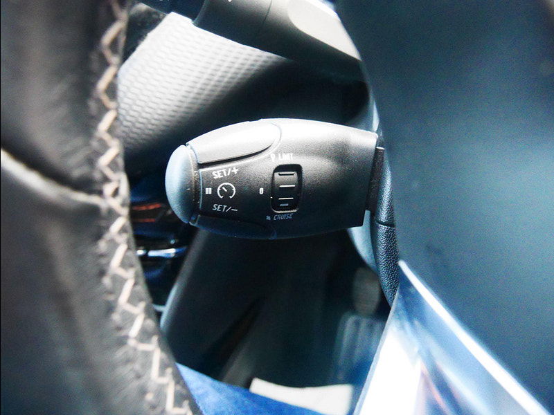 Peugeot 2008 1.2 PureTech GPF Allure SUV 5dr Petrol Manual Euro 6 (s/s) (130 ps) 5dr Manual 2026