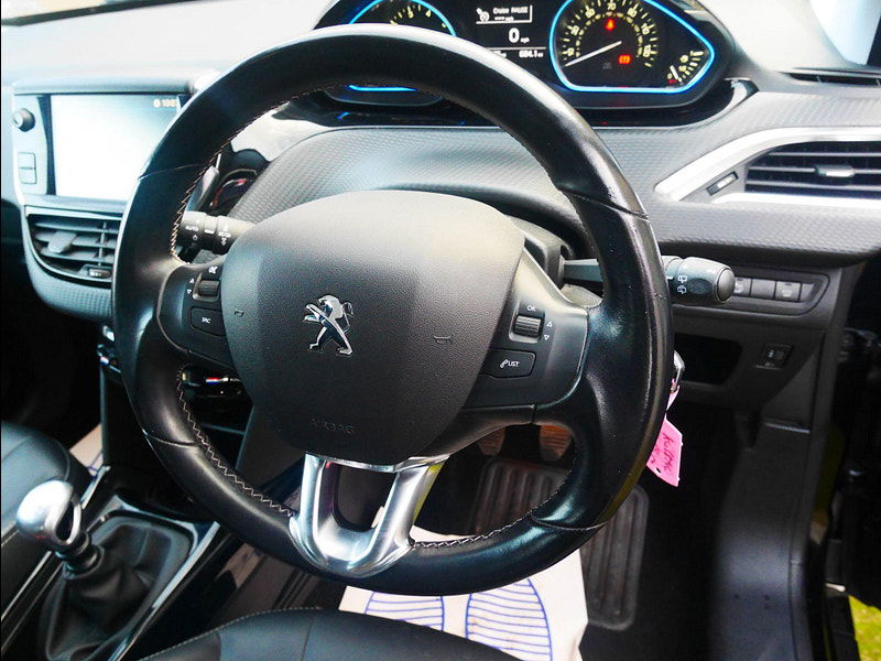 Peugeot 2008 1.2 PureTech GPF Allure SUV 5dr Petrol Manual Euro 6 (s/s) (130 ps) 5dr Manual 2026