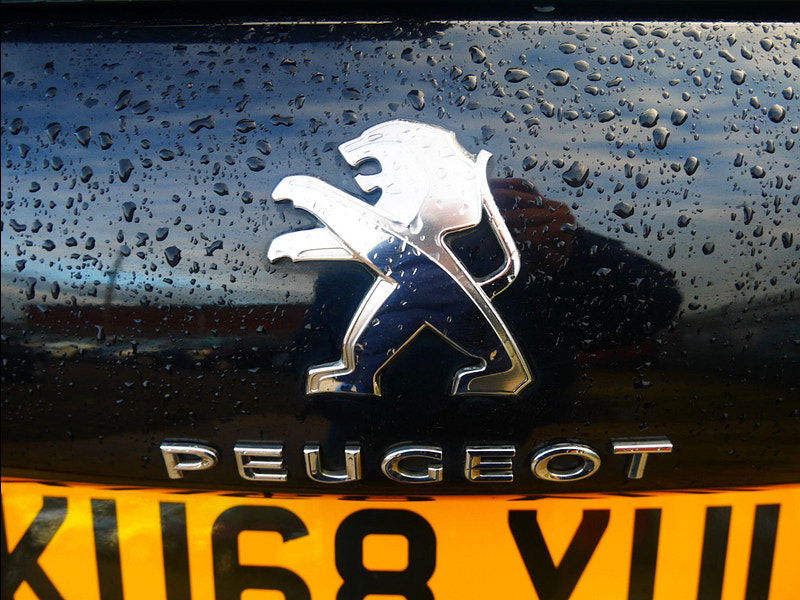 Peugeot 2008 1.2 PureTech GPF Allure SUV 5dr Petrol Manual Euro 6 (s/s) (130 ps) 5dr Manual 2026
